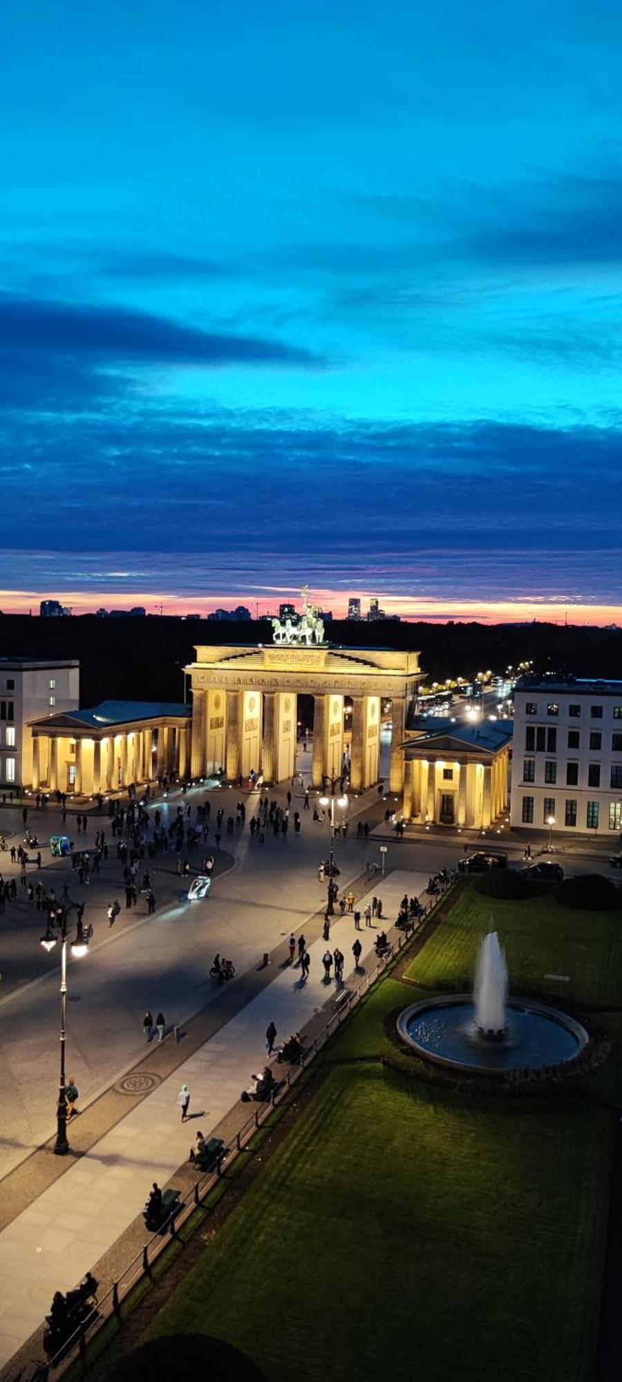 Nexliving Berlin Brandenburger Tor Aparthotel Bagian luar foto