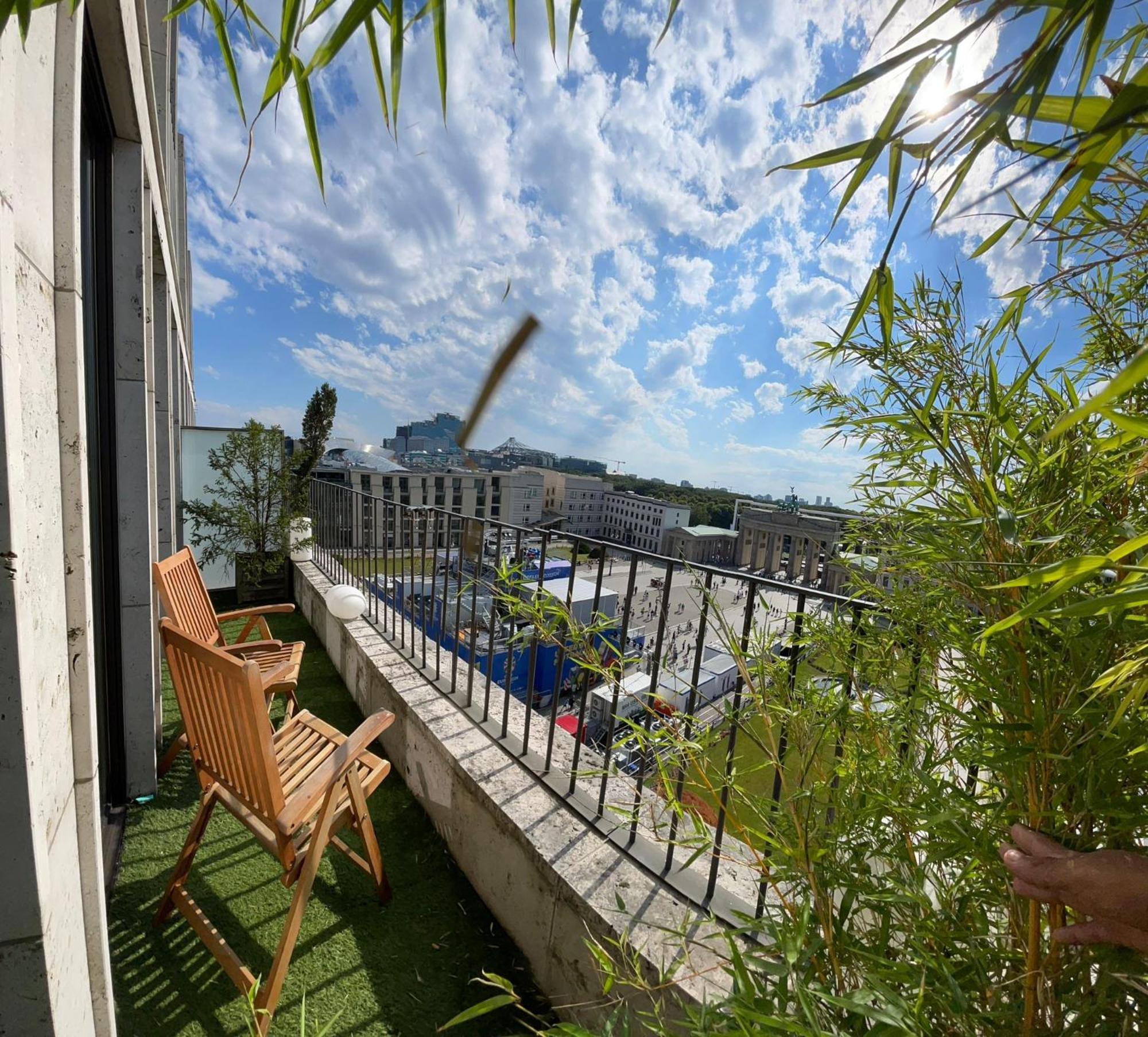 Nexliving Berlin Brandenburger Tor Aparthotel Bagian luar foto