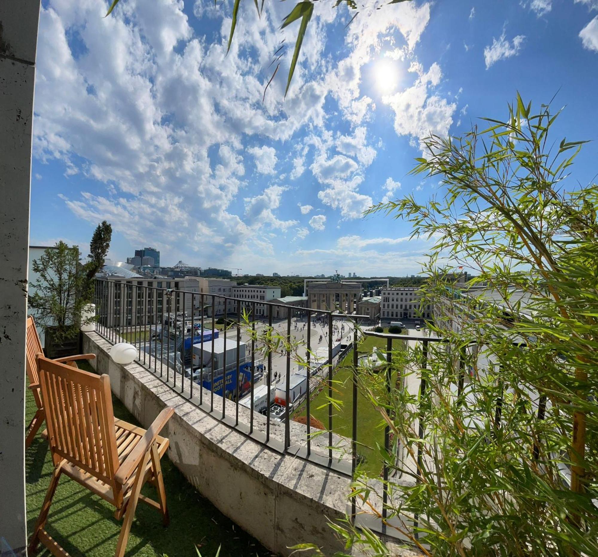 Nexliving Berlin Brandenburger Tor Aparthotel Bagian luar foto